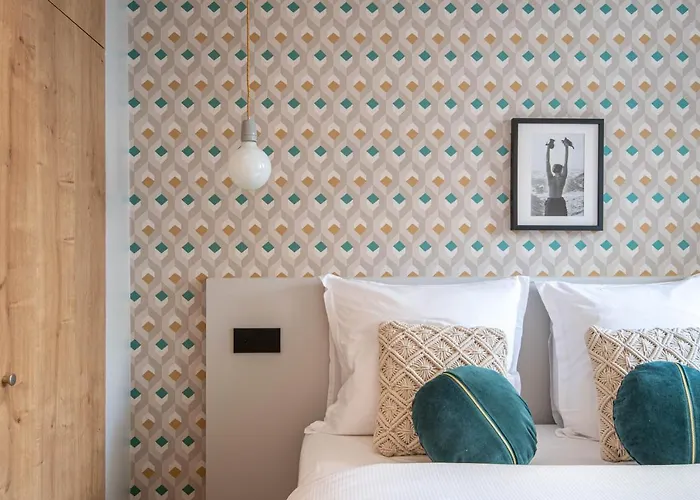 New - Superbe 1 Bdr Appt - Design 60's - 15e 아파트 파리